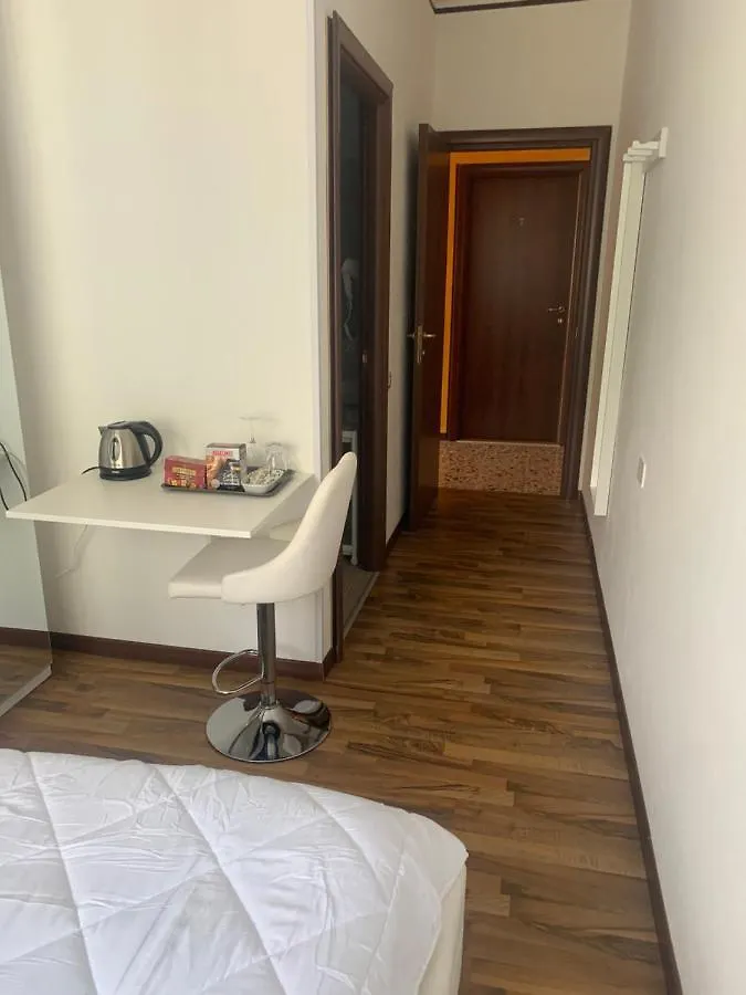 Hotel Albergo al lago Anfo