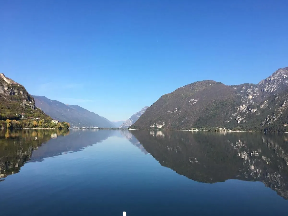 Albergo Al Lago Anfo 3*,  Italy